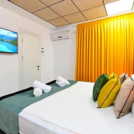 Yalarent Malina Motel in Tiberíades Exterior foto